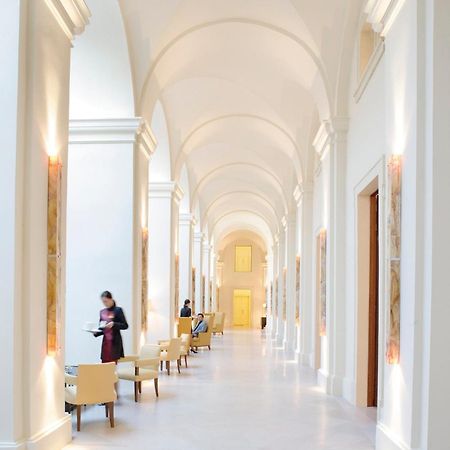 Mandarin Oriental, Prague Hotel Екстериор снимка