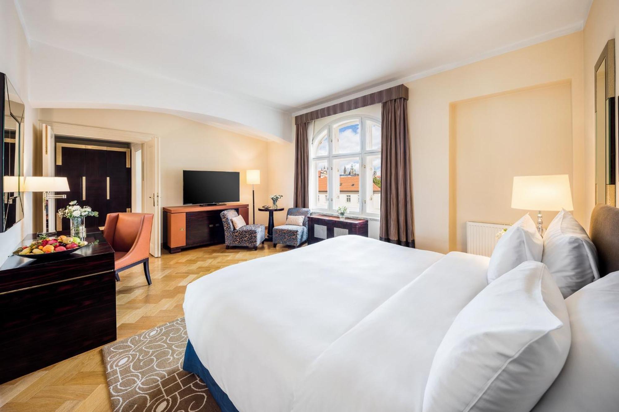 Mandarin Oriental, Prague Hotel Екстериор снимка