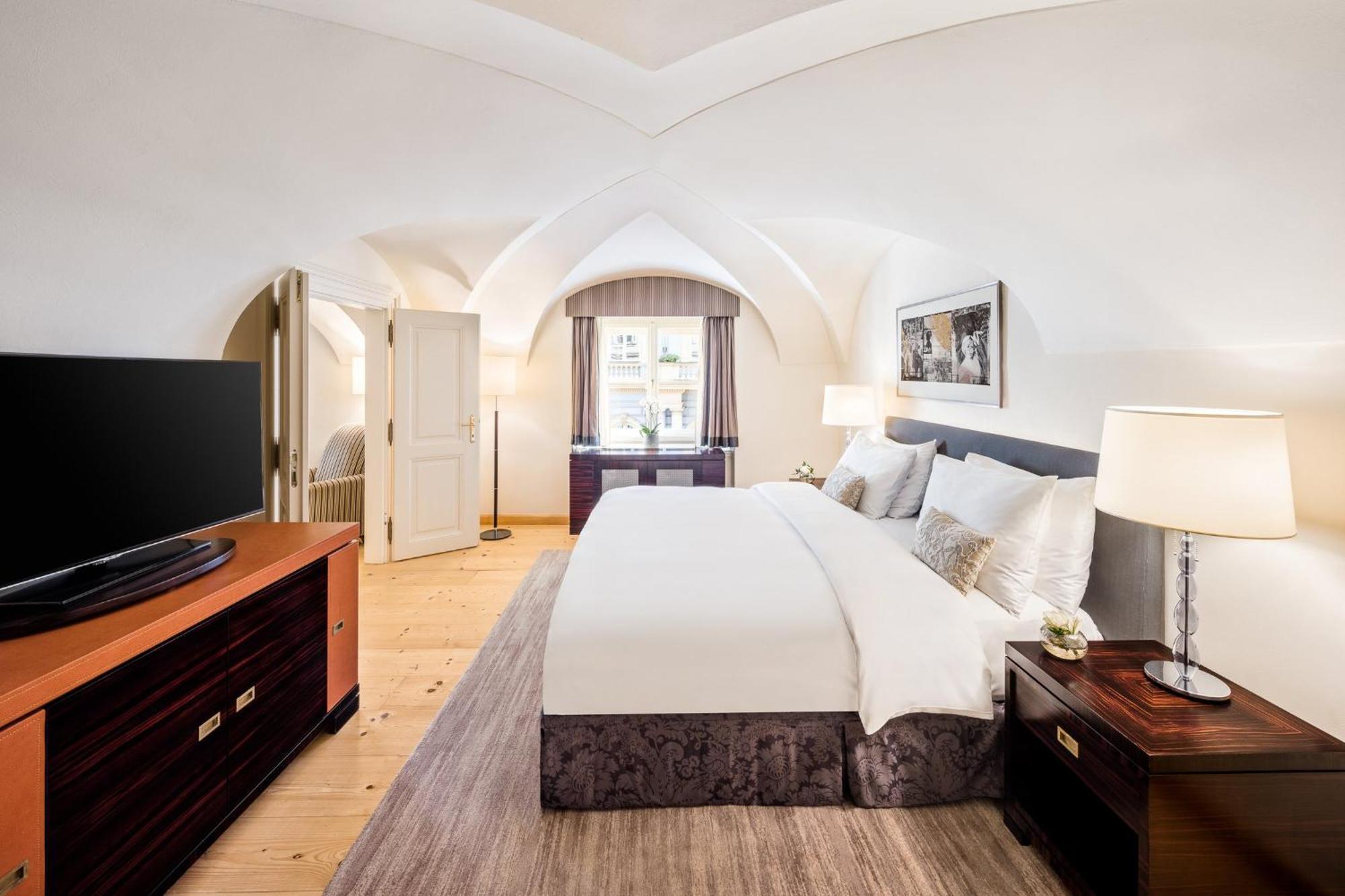 Mandarin Oriental, Prague Hotel Екстериор снимка