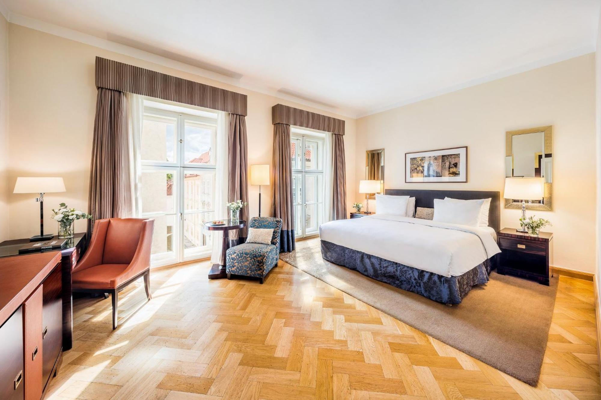 Mandarin Oriental, Prague Hotel Екстериор снимка