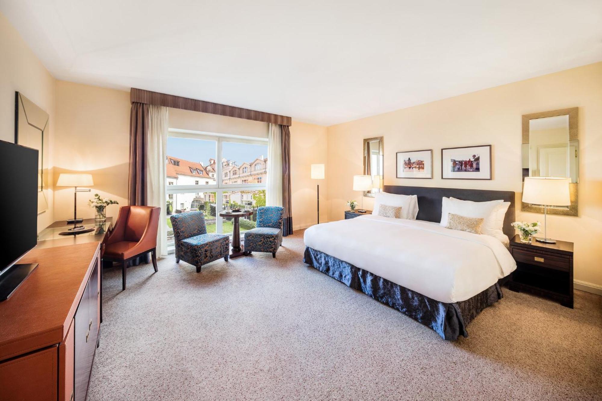 Mandarin Oriental, Prague Hotel Екстериор снимка